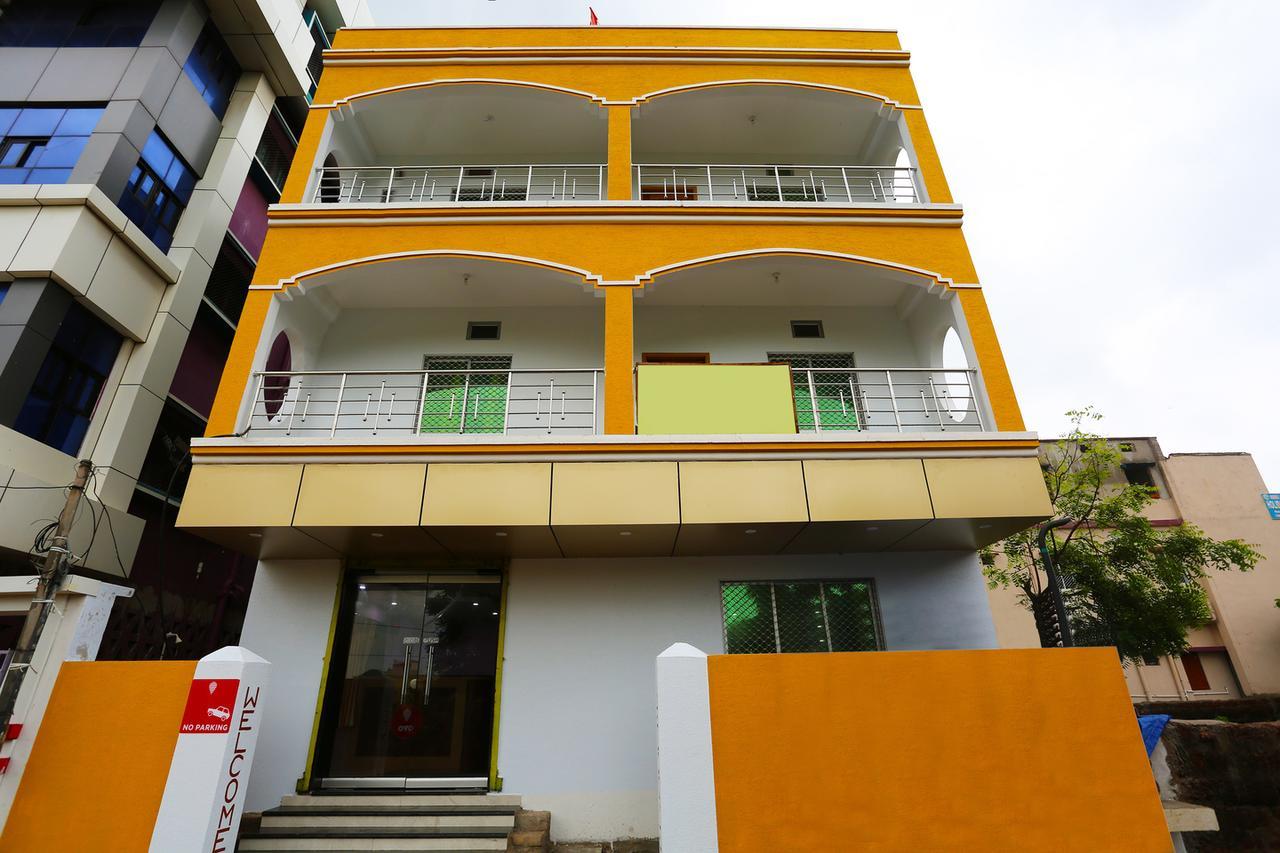 Krishna Residency Hotel Puri Luaran gambar