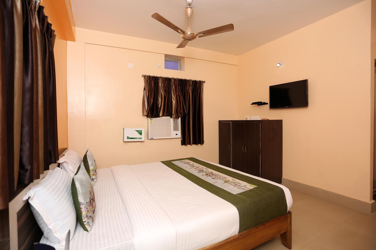Krishna Residency Hotel Puri Luaran gambar